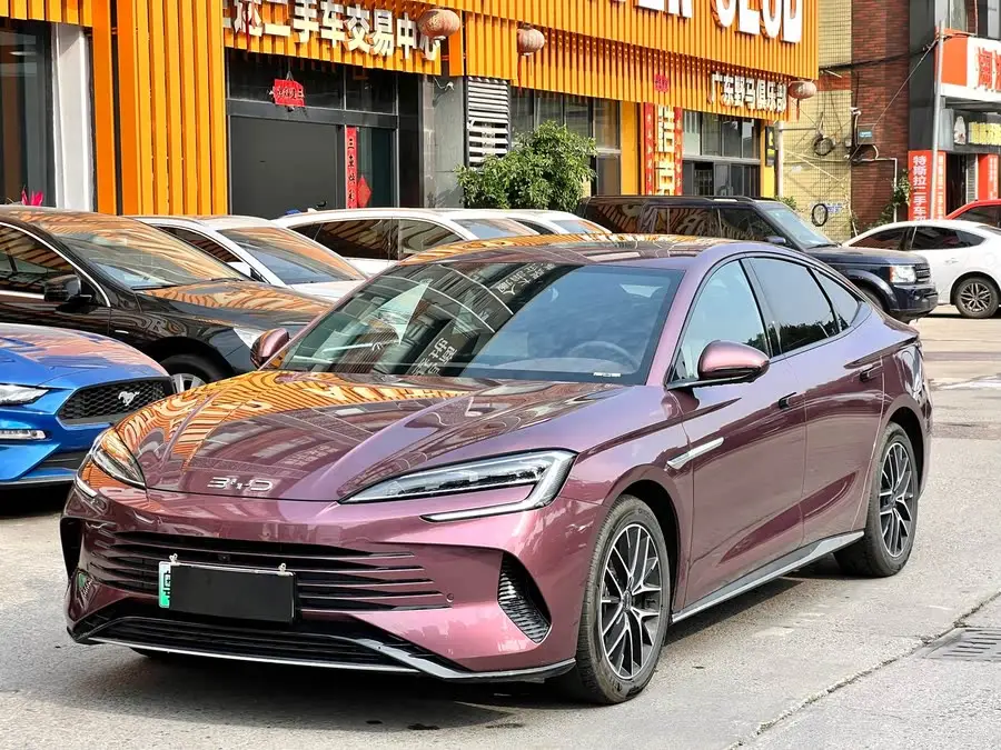 سيلون 2023 DM-i 1.5L 121 كم فئة مميزة