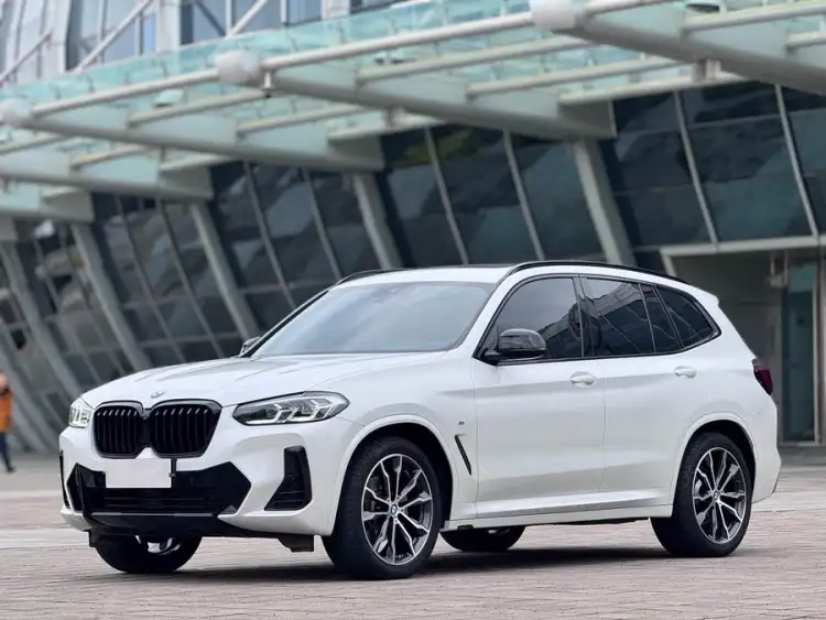 BMW X3 2022 xDrive30i Leading M Night Package