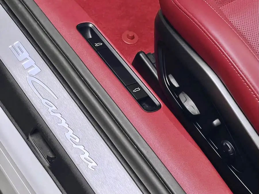 بورش 911 2023 كاريرا 3.0T