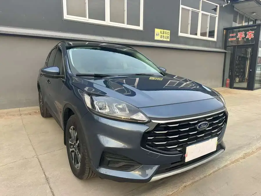 فورد إسكايب 2020 إيكوبوست 245 دفع ثنائي إصدار الاستمتاع