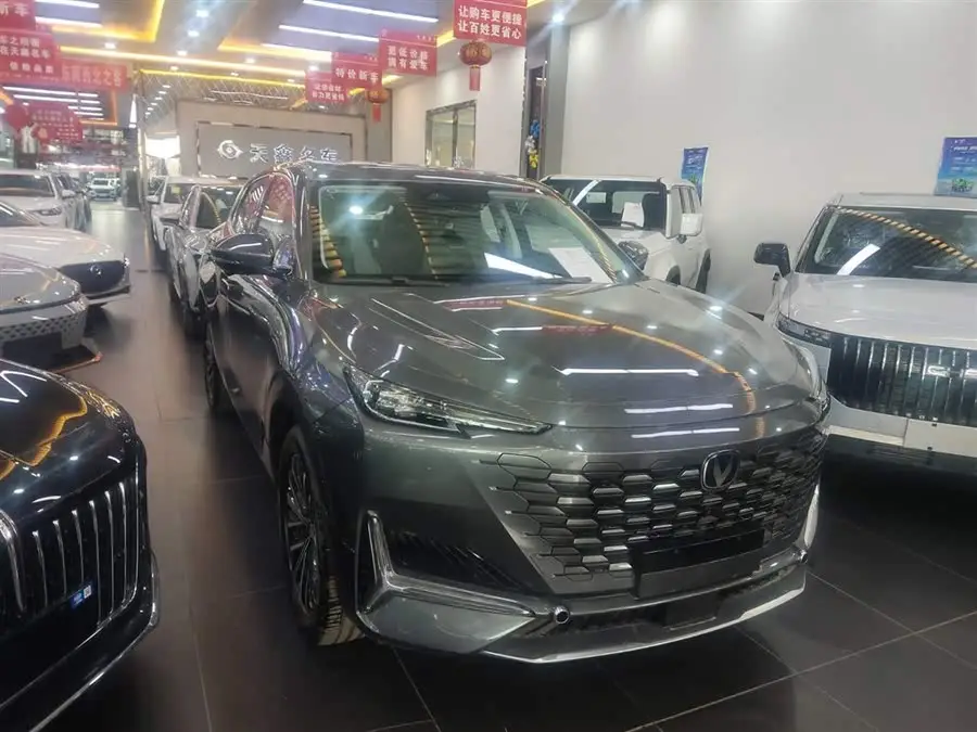 Changan UNI-K 2024 2.0T Two-Wheel Drive Enjoyment Version