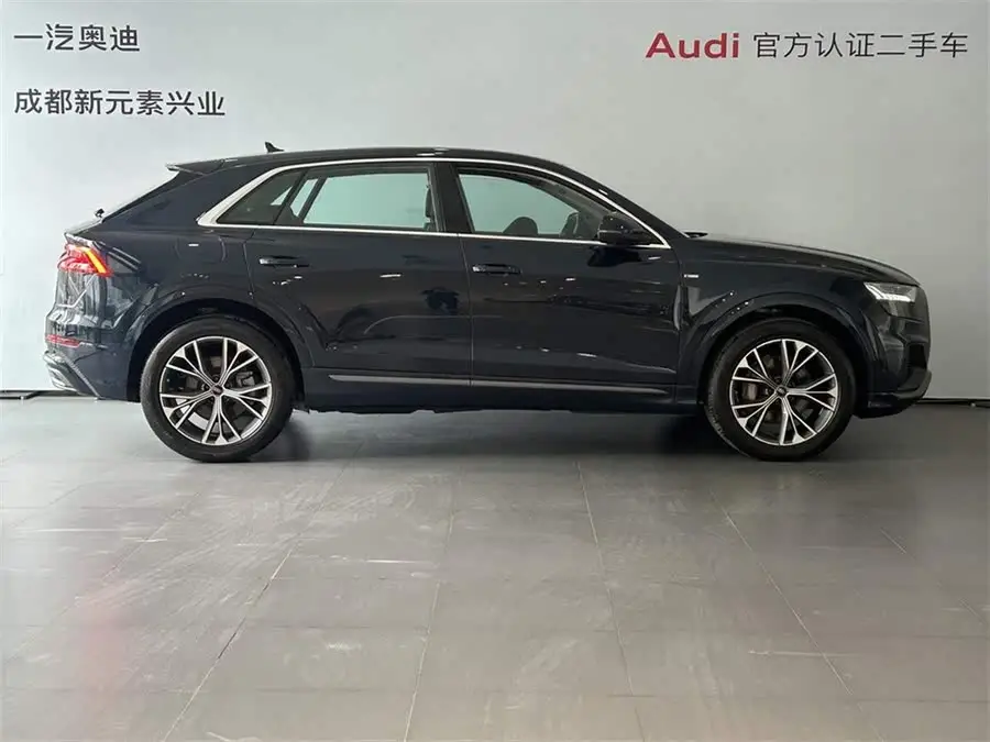 أودي Q8 2023 55 TFSI الفاخرة الديناميكية