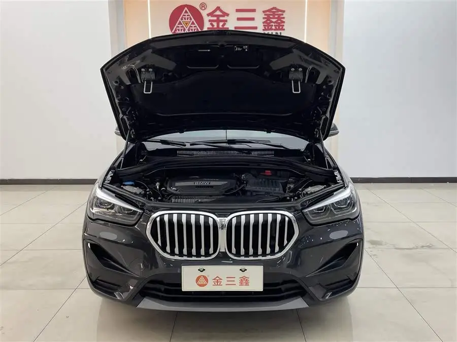 بي إم دبليو X1 2021 تعديل sDrive25Li النسخة الرائدة