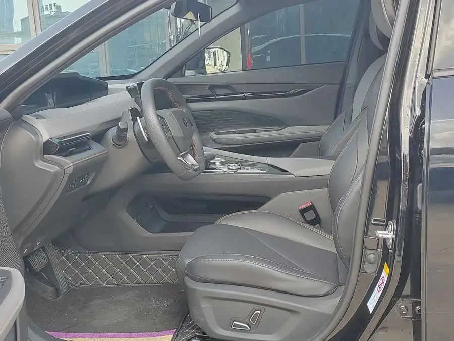 Changan UNI-V 2022 1.5T Premium