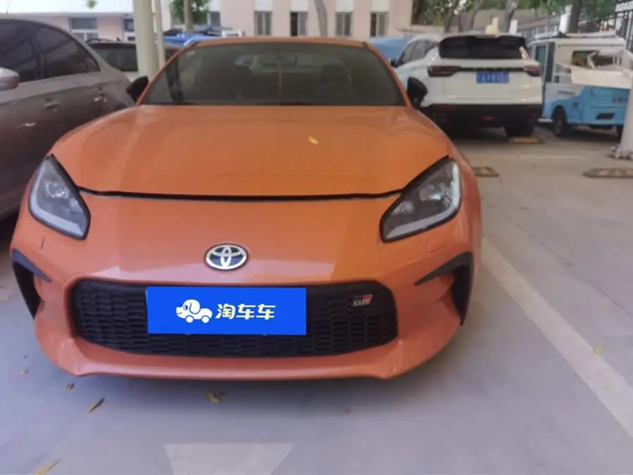 تويوتا 86 2023 GR 86 2.4L مانيوال الإصدار العاشر