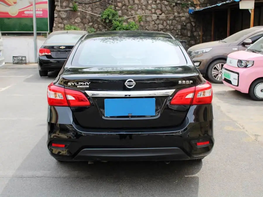 2021 نيسان سيلفي كلاسيك 1.6XE CVT إصدار الراحة