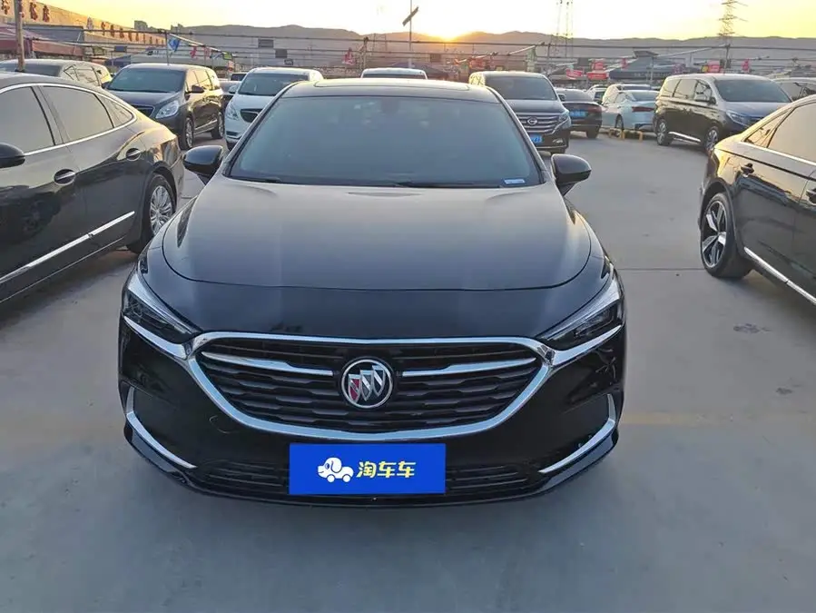 بويك لاكروس 2021 652T الفاخرة