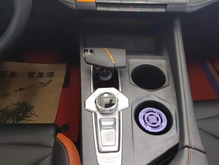 Changan UNI-V 2023 1.5T Premium