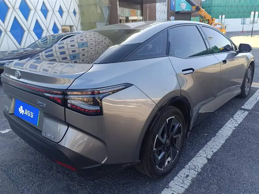 تويوتا bZ3 2023