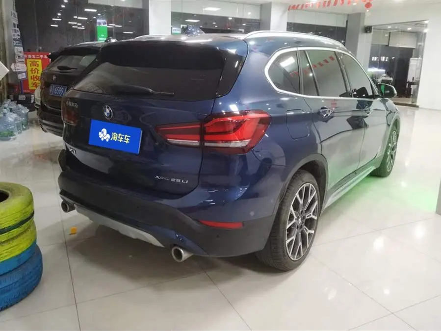 2021 BMW X1 xDrive25Li Luxury
