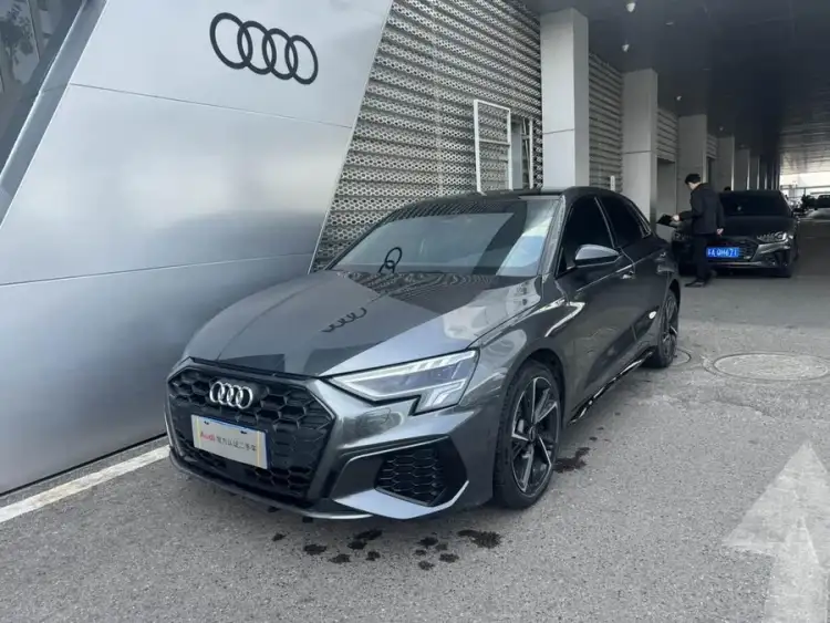 Audi A3 2023 Sportback 35 TFSI Fashion Sport Model