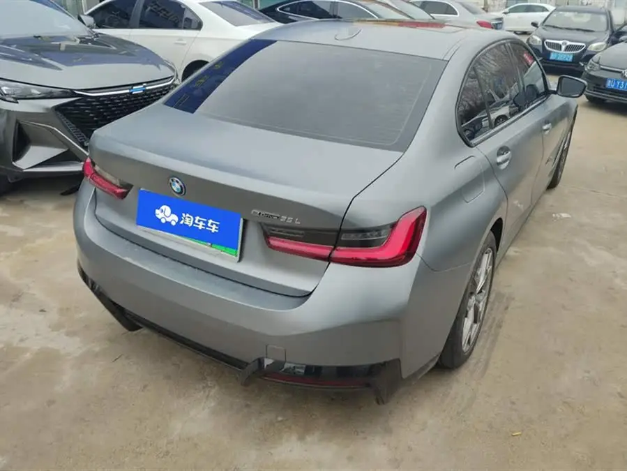 بي إم دبليو i3 2022 eDrive 35 L