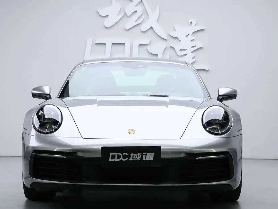 بورش 911 2023 كاريرا 3.0T