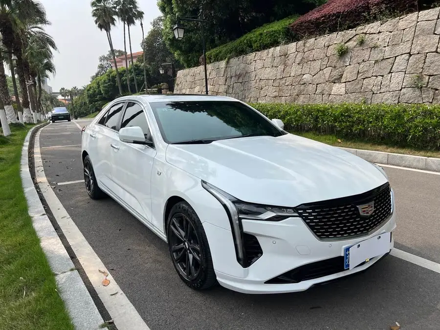 Cadillac CT4 2022 28T Luxury