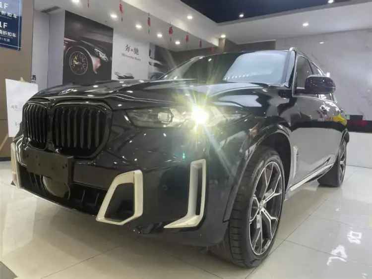BMW X5 2023 xDrive 30Li Luxury M Sport Package