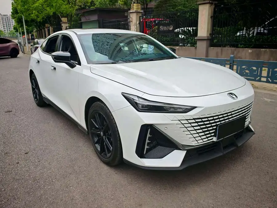 Changan UNI-V 2022 1.5T Excellence