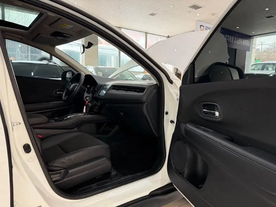 Breezy 2020 1.5L CVT Elite Edition