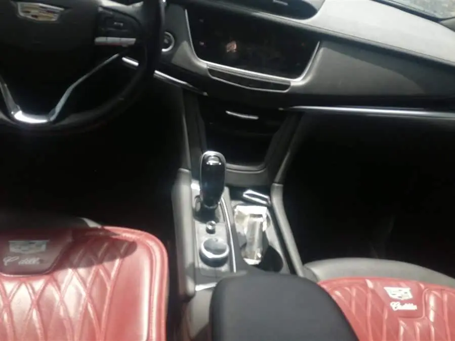 Cadillac XT6 2022 2.0T Six-seat All-wheel Drive Luxury 120th Anniversary Limited Edition