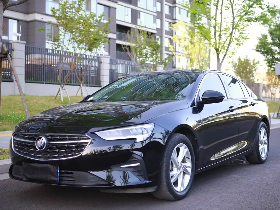 بيوك ريجال 2021 552T النخبة