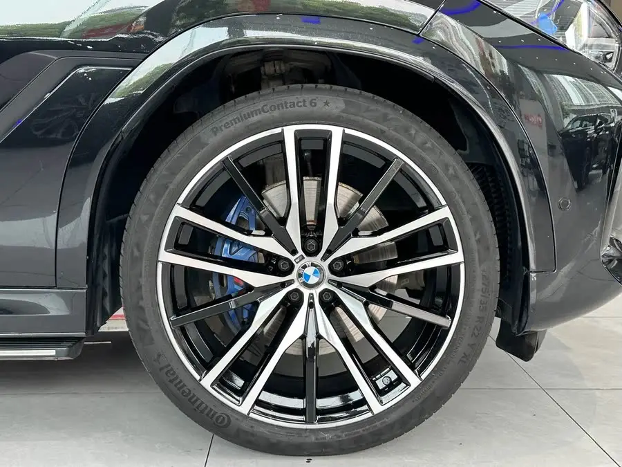 بي إم دبليو X6 2022 طراز تجديد II xDrive40i فئة الرفاهية حزمة M الرياضية