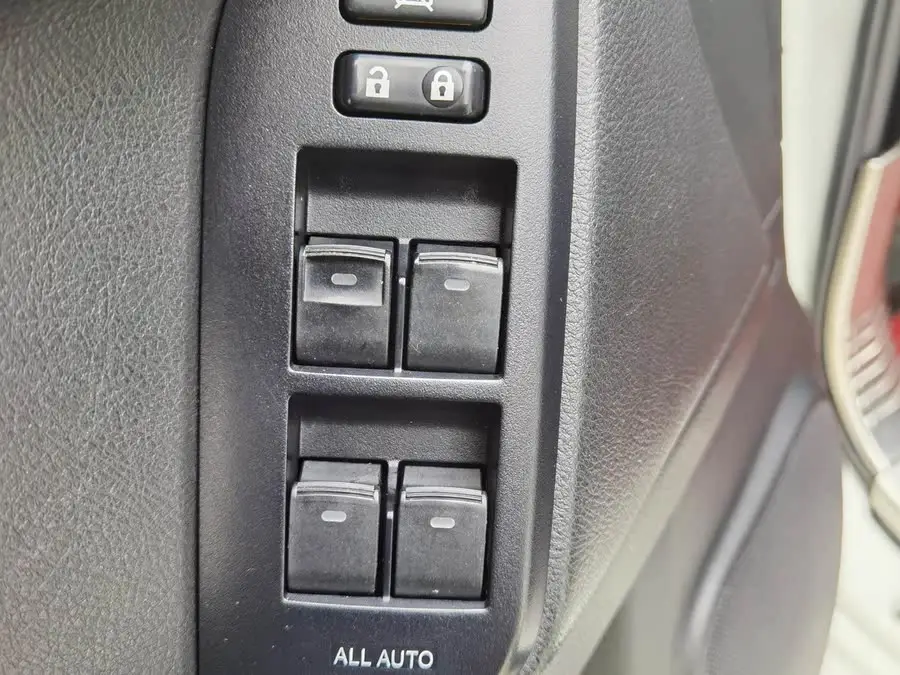 برادو 2018 3.5 لتر أوتوماتيكي TX-L