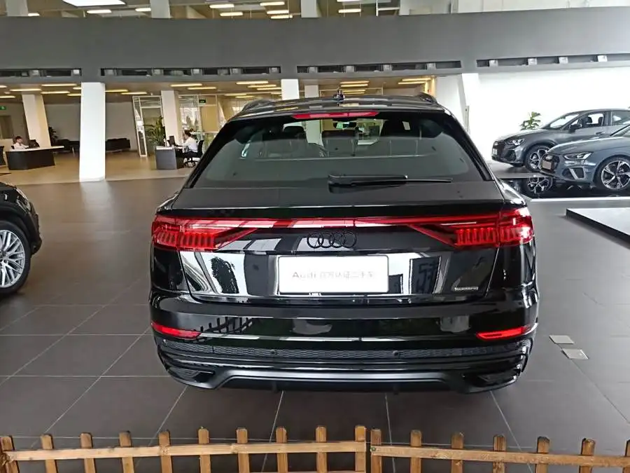 أودي Q8 2022 55 TFSI إصدار سبورت