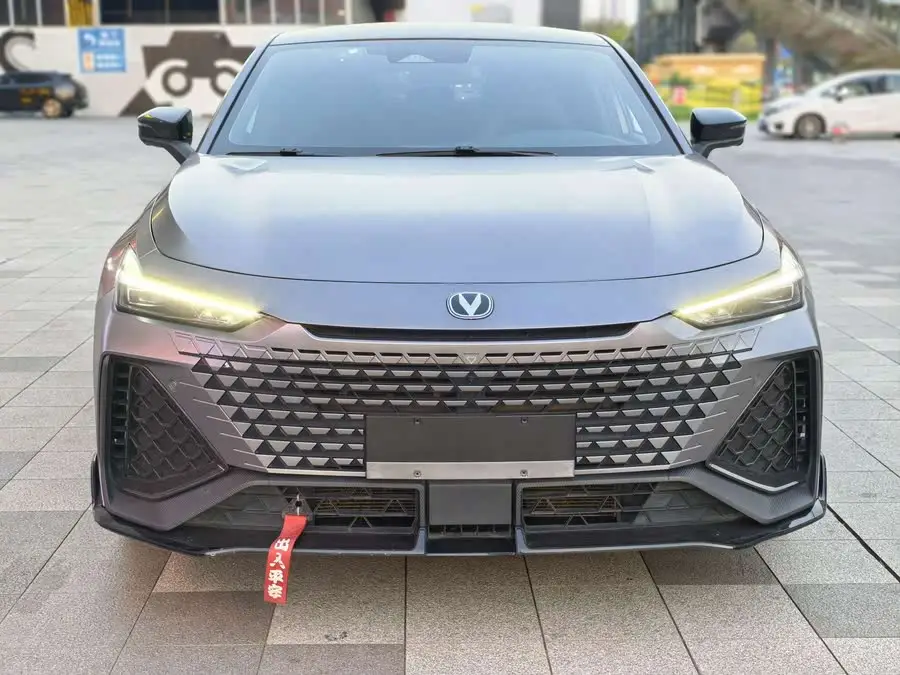 Changan UNI-V 2022 2.0T Leading Speed Edition