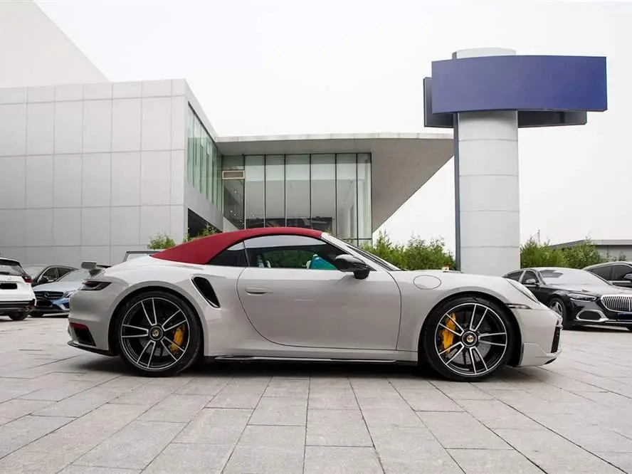 Porsche 911 2022 Turbo S Cabriolet 3.7T