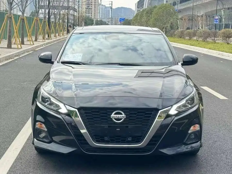 تيانا 2021 2.0L XL إصدار الراحة