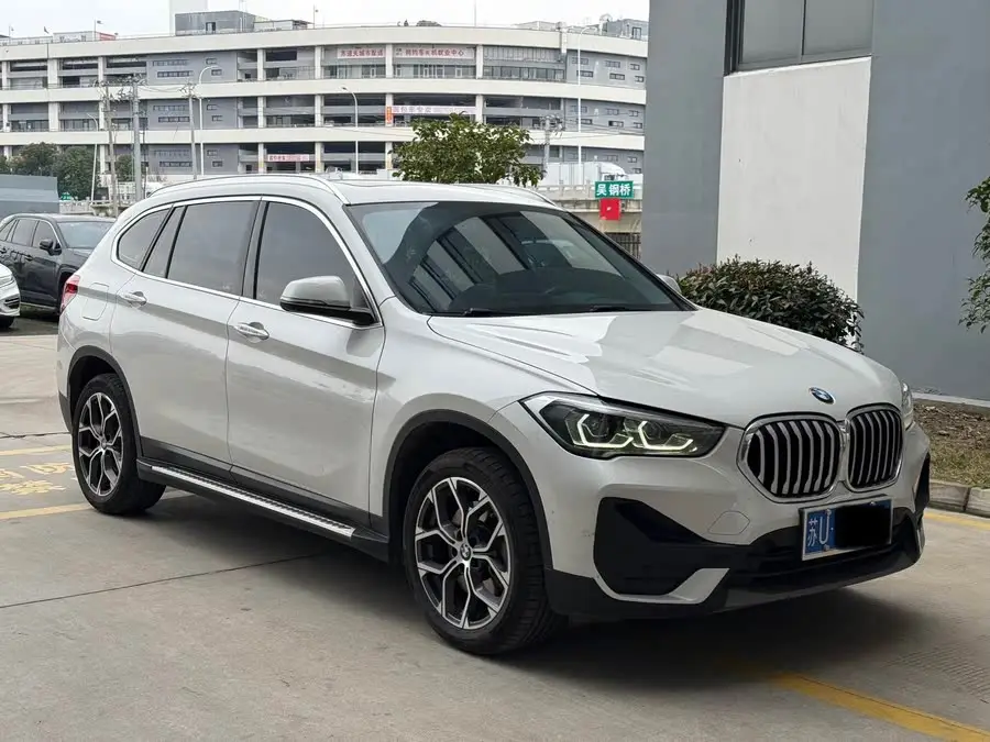 BMW X1 2022 sDrive25Li Leading Edition