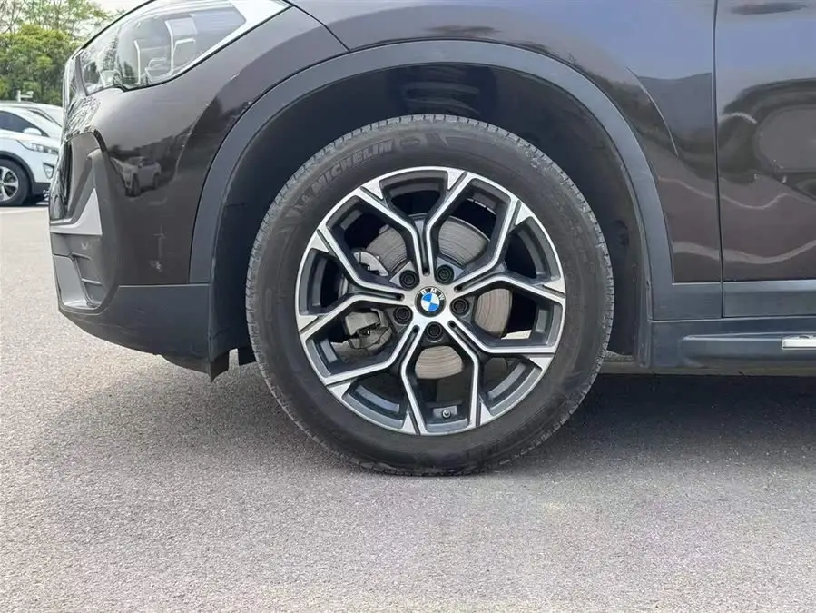 بي إم دبليو X1 2020 sDrive20Li بريميوم