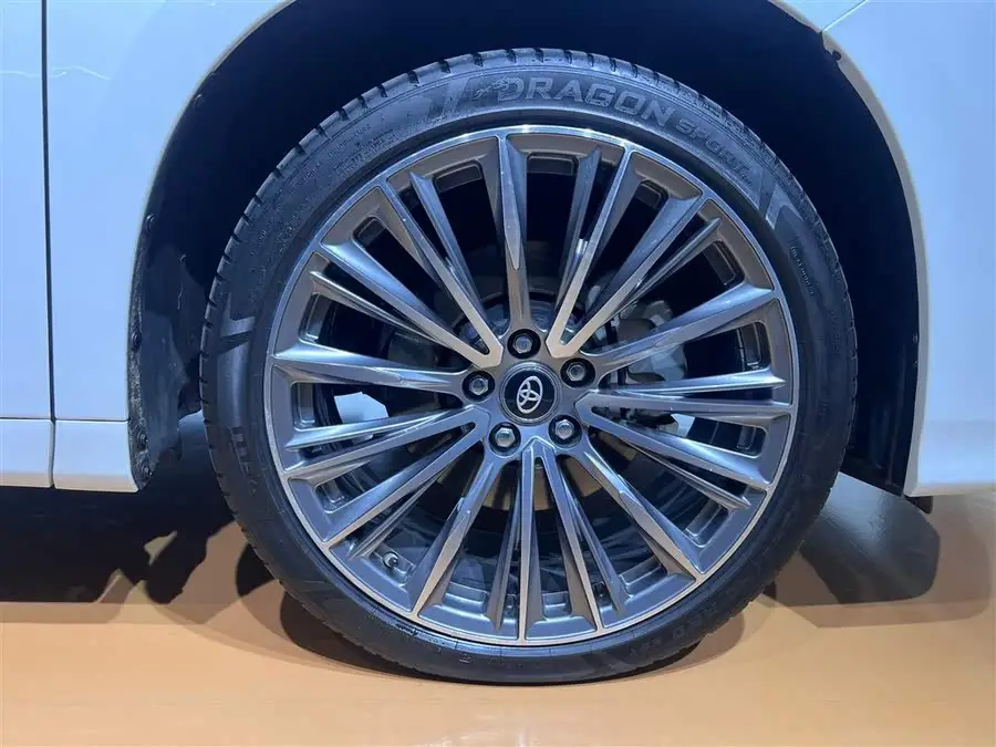 ألفارد 2021 الهجين 2.5 لتر النسخة الفاخرة