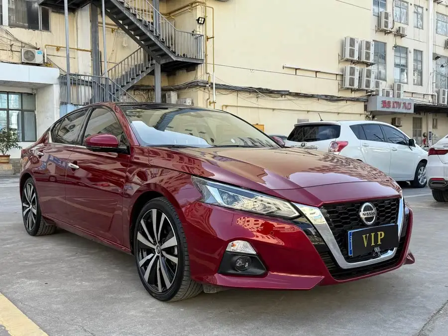 تينلاي 2021 2.0T XV AD1 نسخة الملاحة الذكية