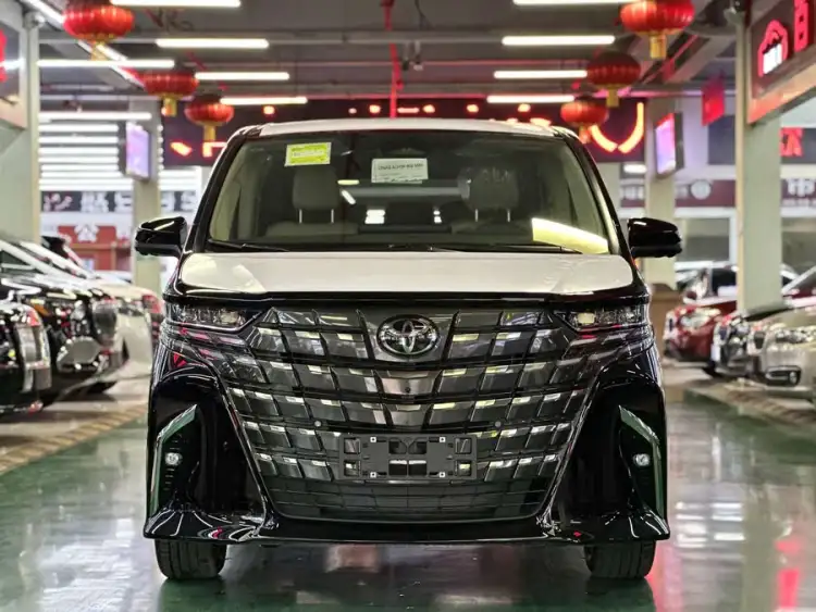 Alphard 2024 Dual Engine 2.5L Premium Edition