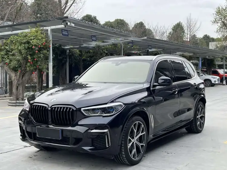 BMW X5 2022 xDrive 40Li Exclusive M Sport Package