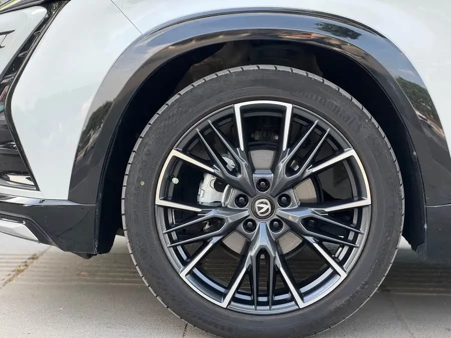 شانجان UNI-T 2023 الجيل الثاني 1.5T الفاخر