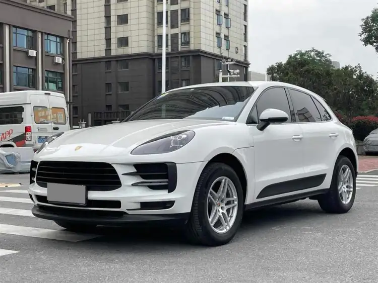 2021 Macan 2.0T