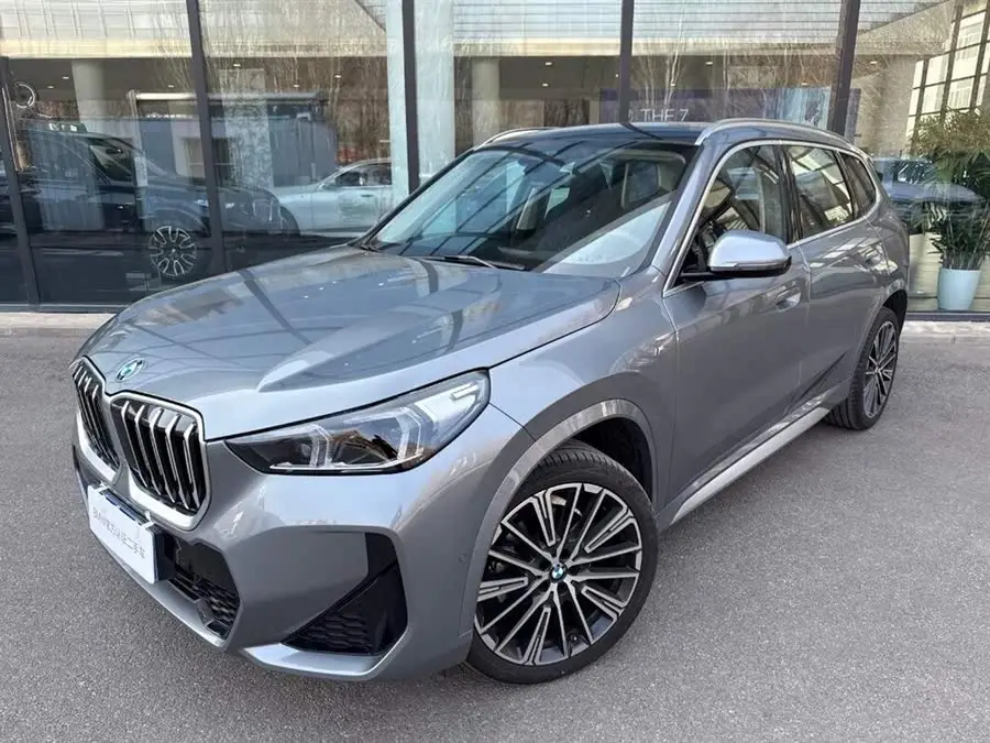 BMW X1 2023 xDrive25Li X Design Package