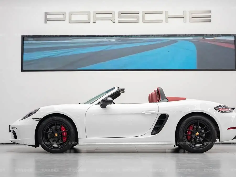 Porsche 718 2022 Boxster 2.0T