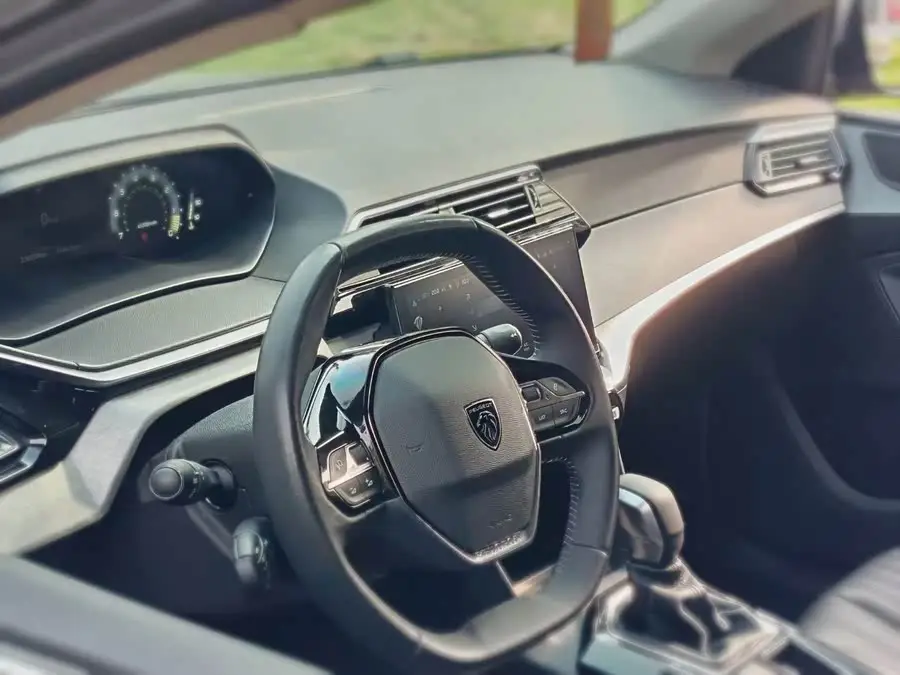 Peugeot 408 2022 Model 1.6T Bright Edition