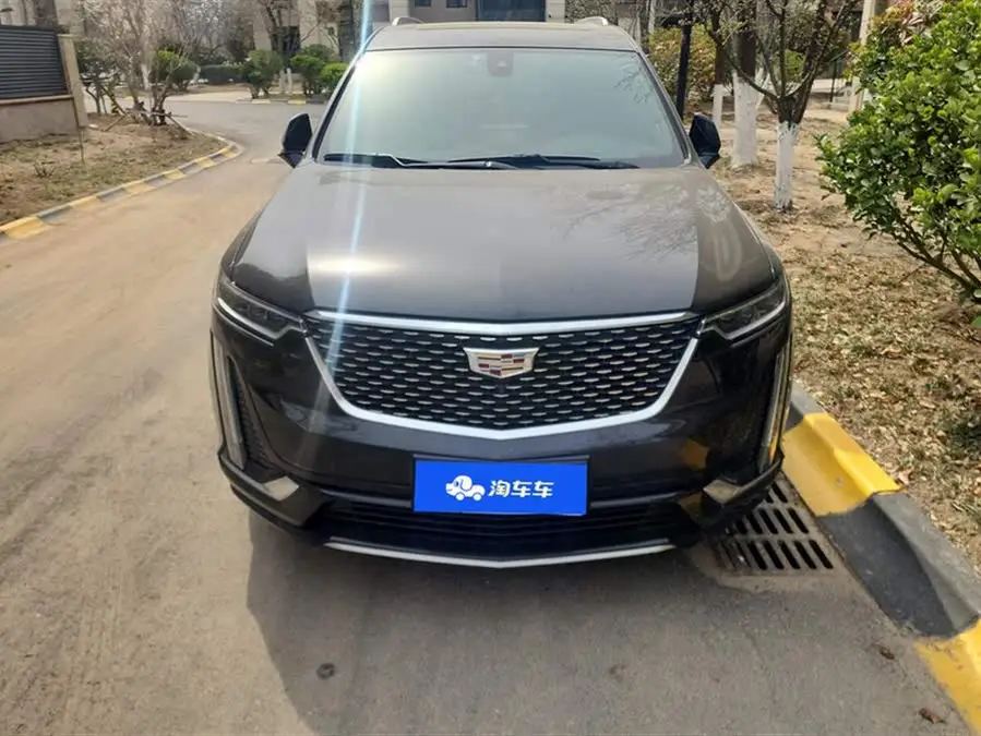 كاديلاك XT6 2020 28T بنسخة فاخرة ذات ستة مقاعد ودفع رباعي مع نظام صوتي متميز