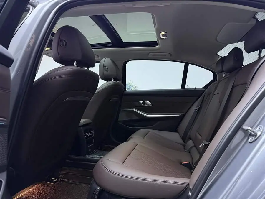 بي إم دبليو i3 2022 eDrive 35 L