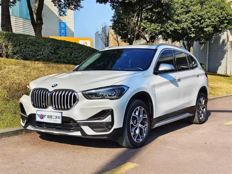 BMW X1 2021 sDrive20Li Luxury