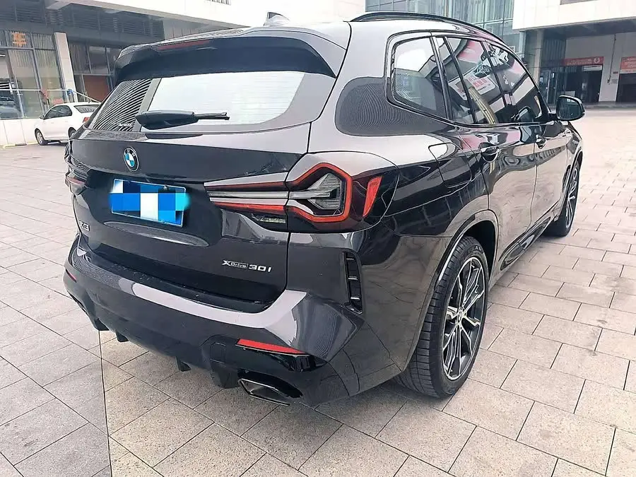 BMW X3 2022 xDrive30i Leading M Night Package