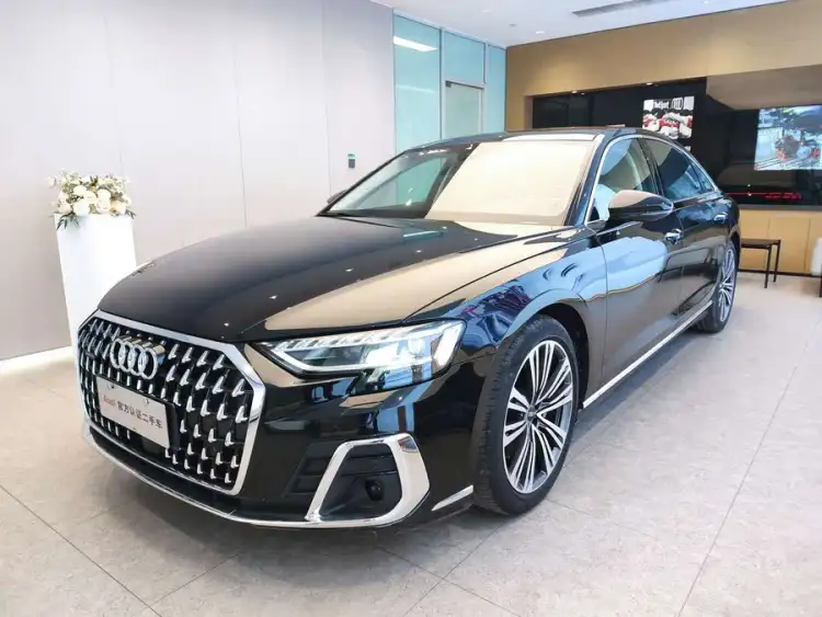 Audi A8 2025 A8L 45 TFSI quattro Luxury