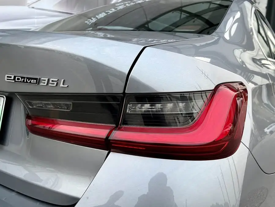 بي إم دبليو i3 2022 eDrive 35 L