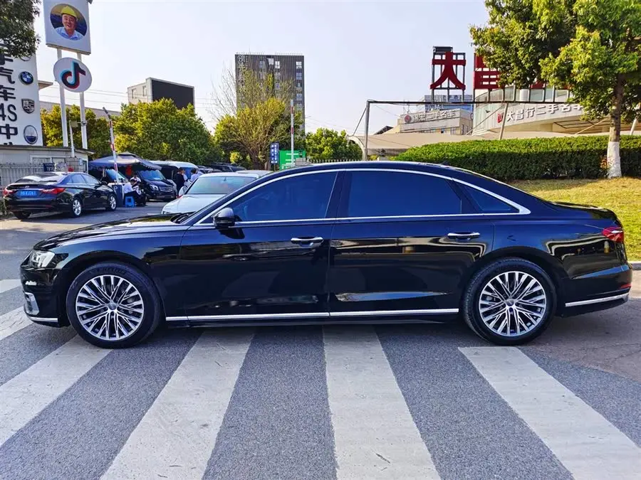 Audi A8 2019 Model Facelift Plus A8L 50 TFSI quattro Comfort