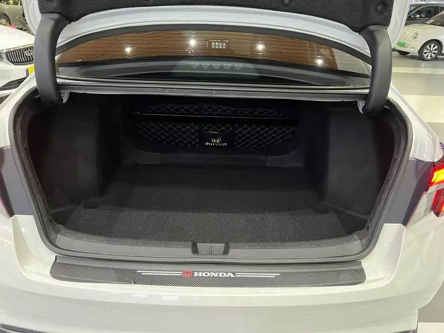 2023 Model 240TURBO CVT Leading Edition