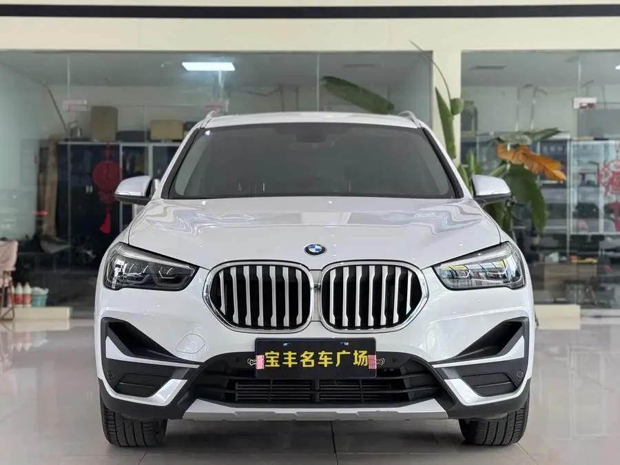 BMW X1 2022 sDrive20Li Luxury