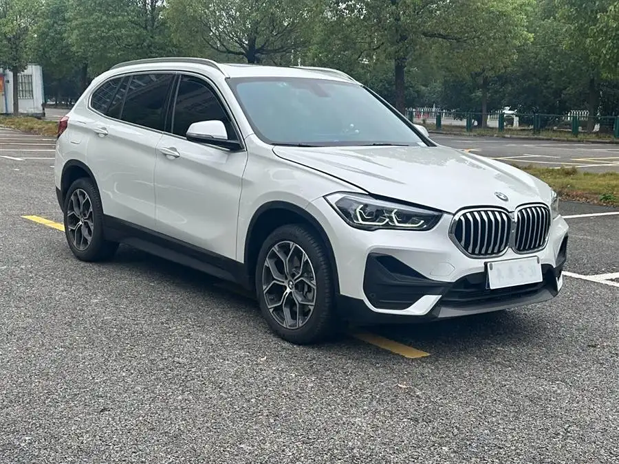 BMW X1 2022 sDrive25Li Leading Edition